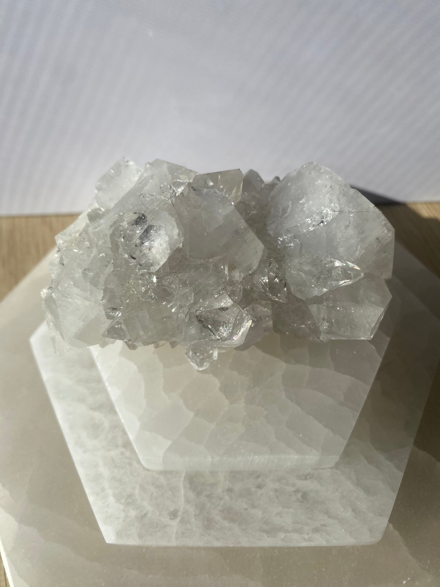 Apophyllite 150
