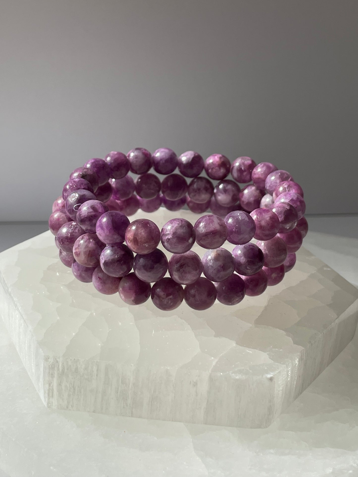 Gemmy Lepidolite Bracelet 8 mm