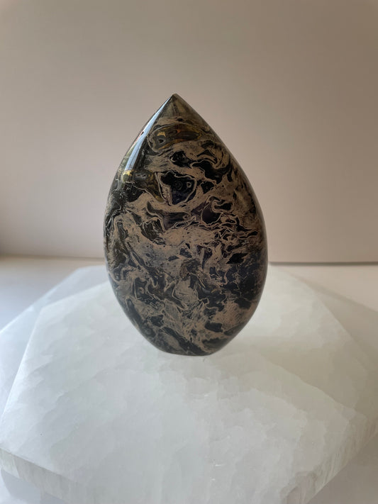 Palm Root stone with Pyrite Flame, decorative crysta.
